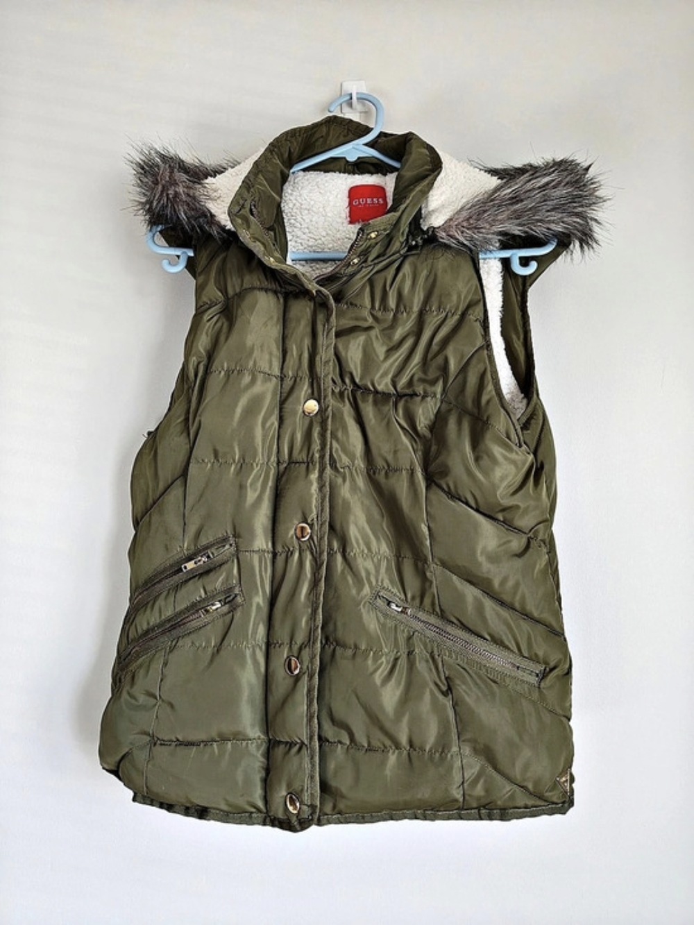 GUESS Women'Small Puffer Vest with Faux Fur Hood Green Small